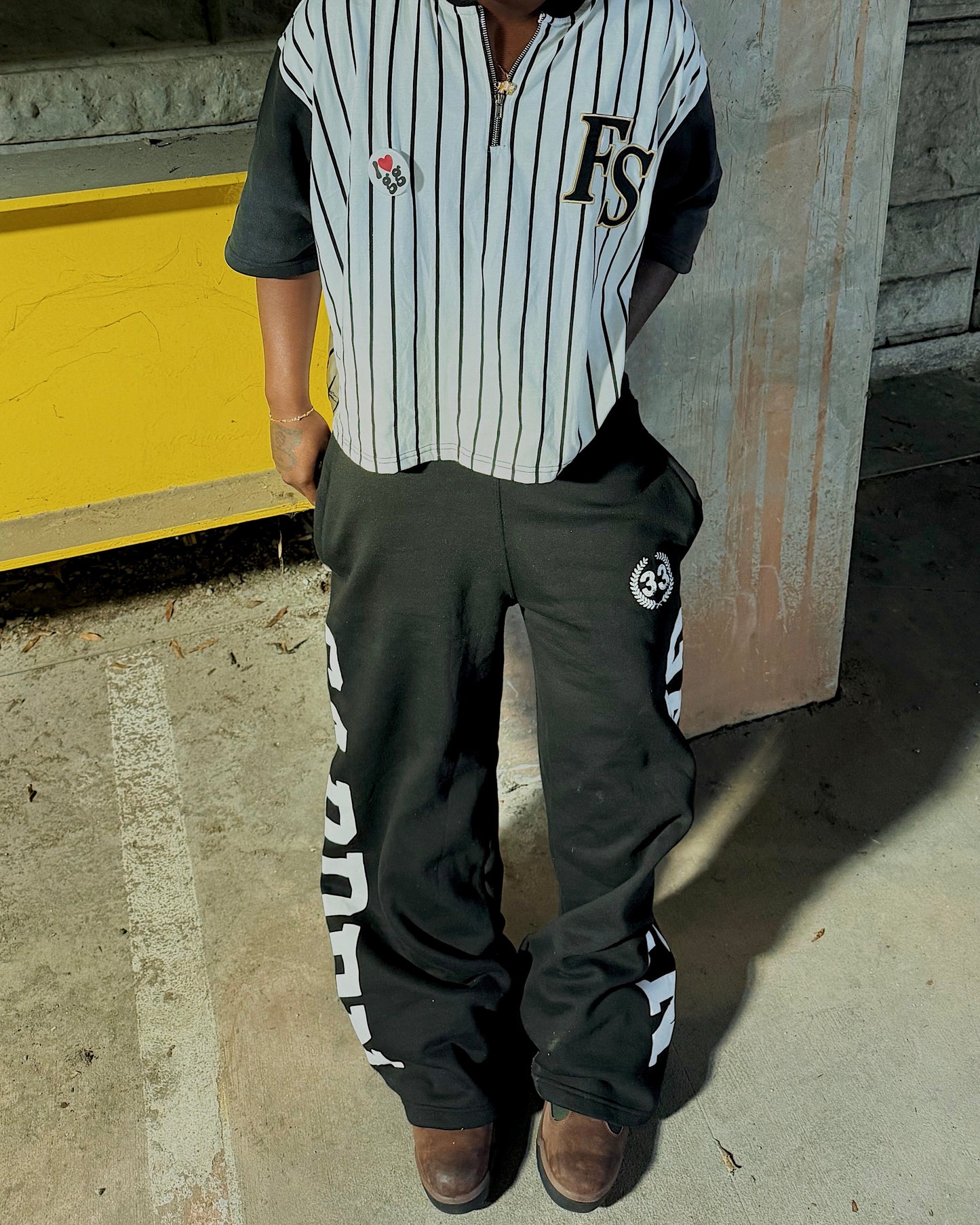 garden sweats (black)