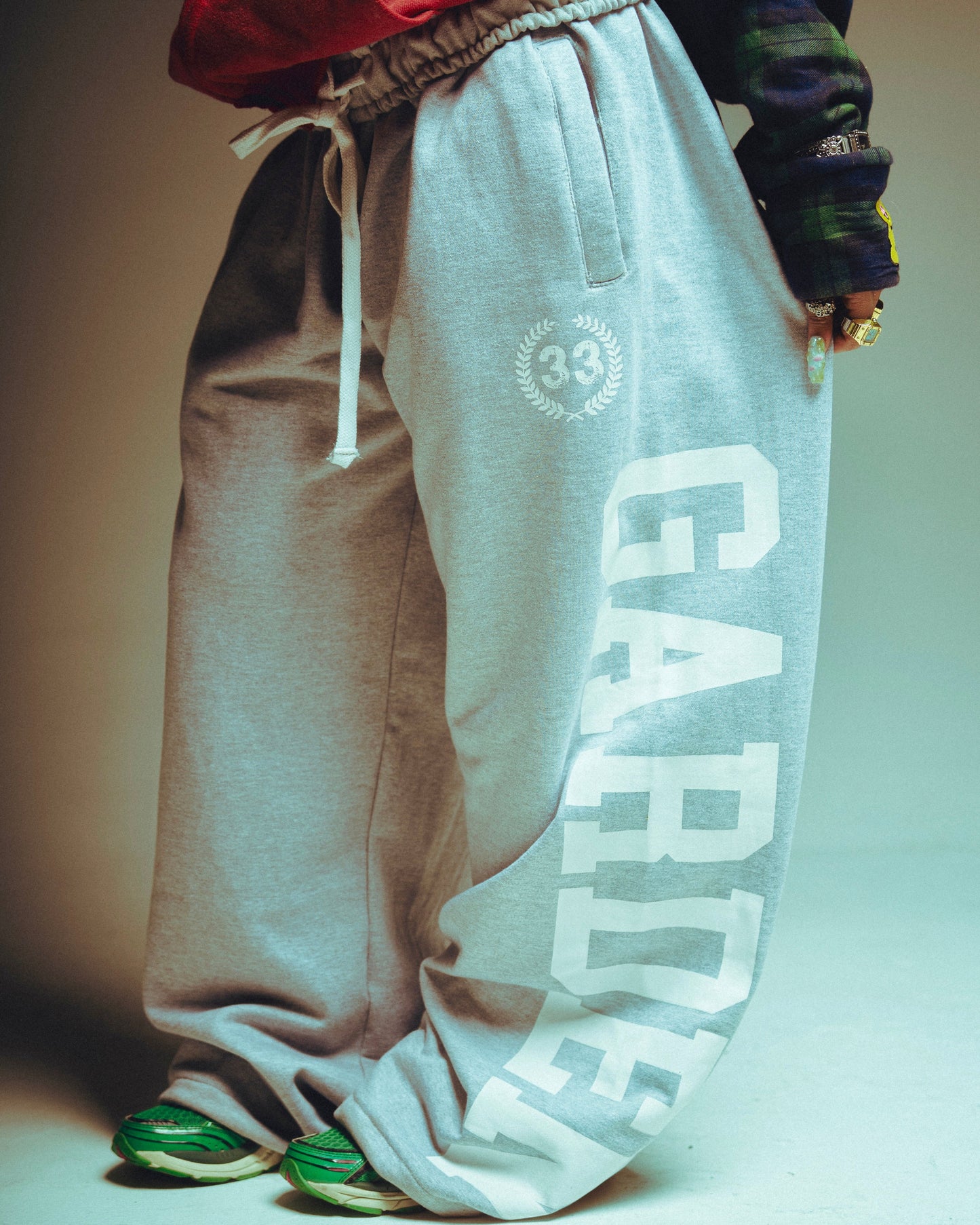 garden sweats (grey)