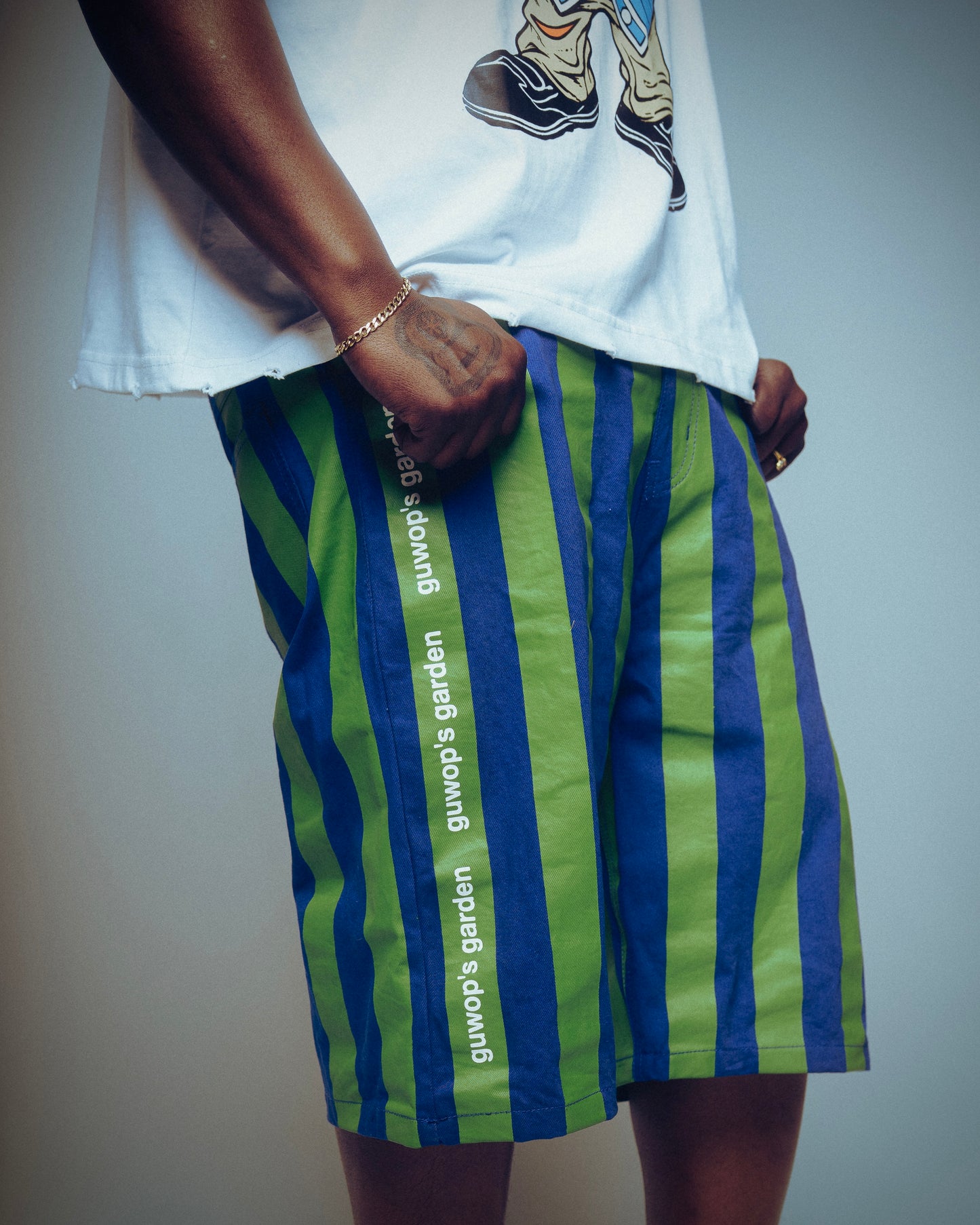 naughty by nature shorts (earth)