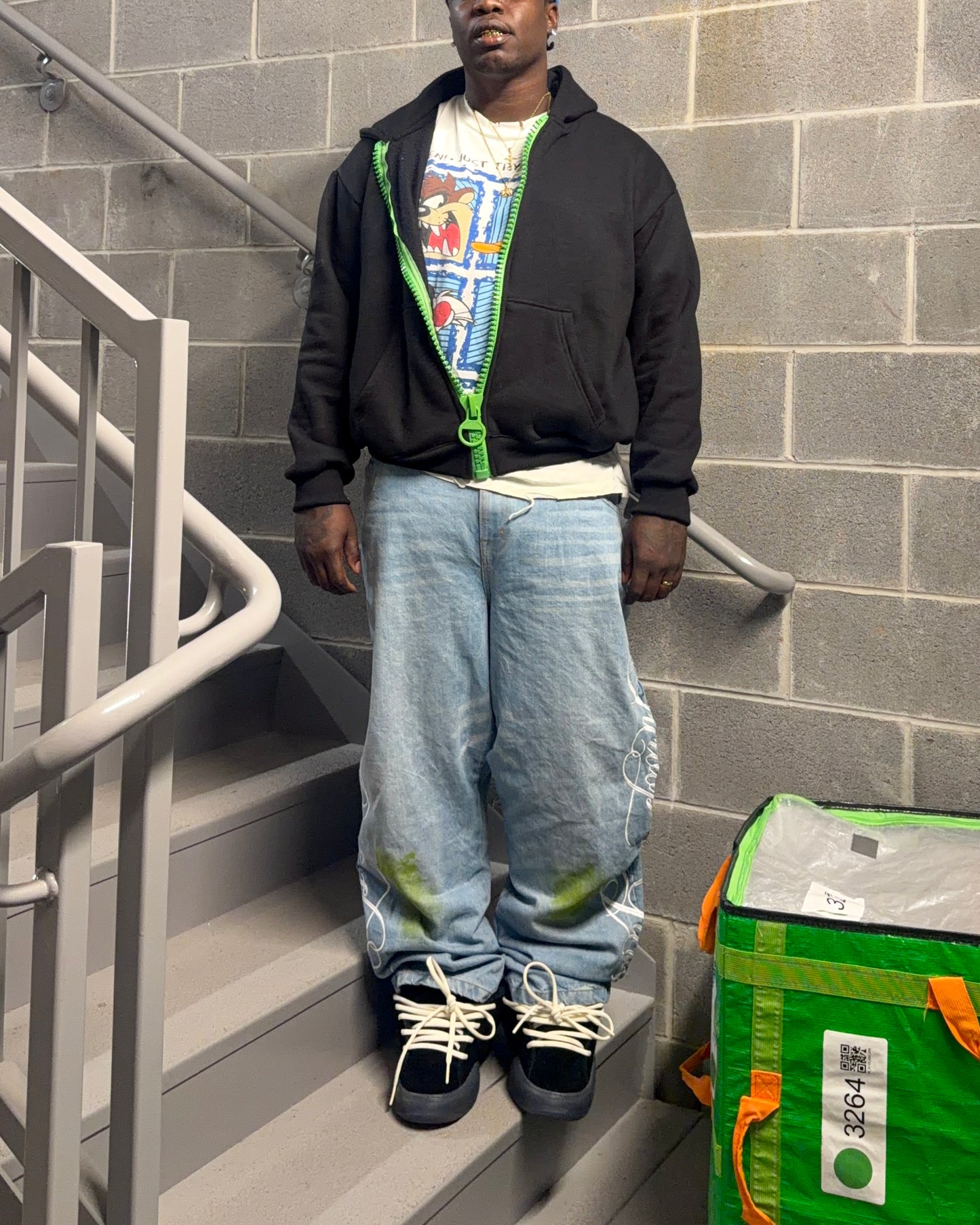 big ahh zipper jacket